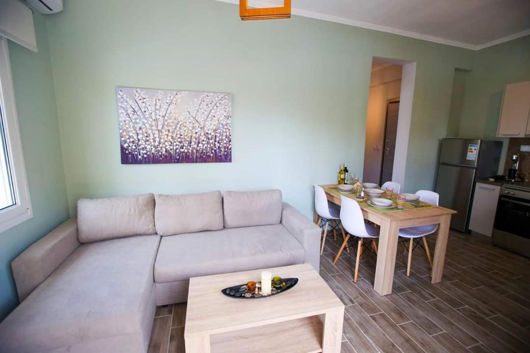 Stella Boutigue Rooms Néa Péramos Exteriör bild